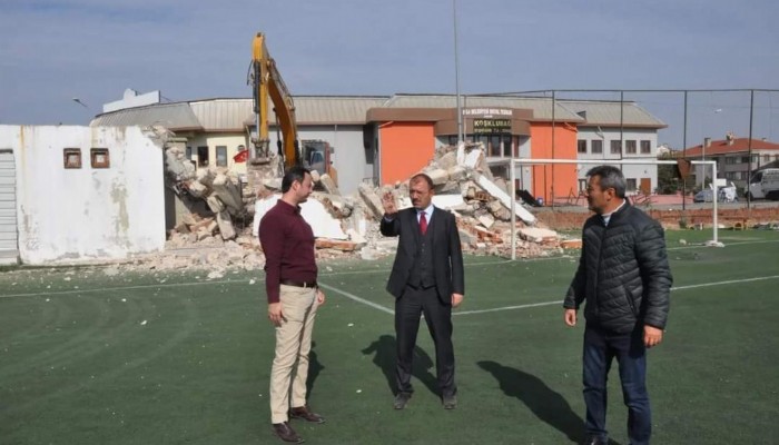 Biga18 Eylül Stadyumu yenileniyor