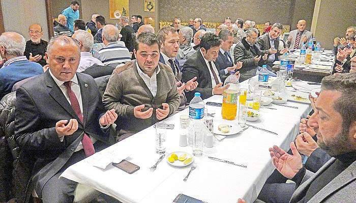 Dualarla adaylığını açıkladı