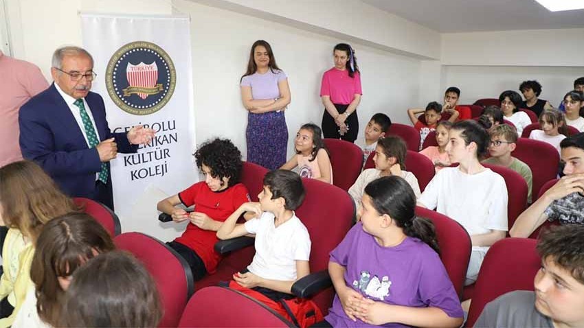 Başkan Mustafa Özacar’dan Öğrencilere Tavsiyeler