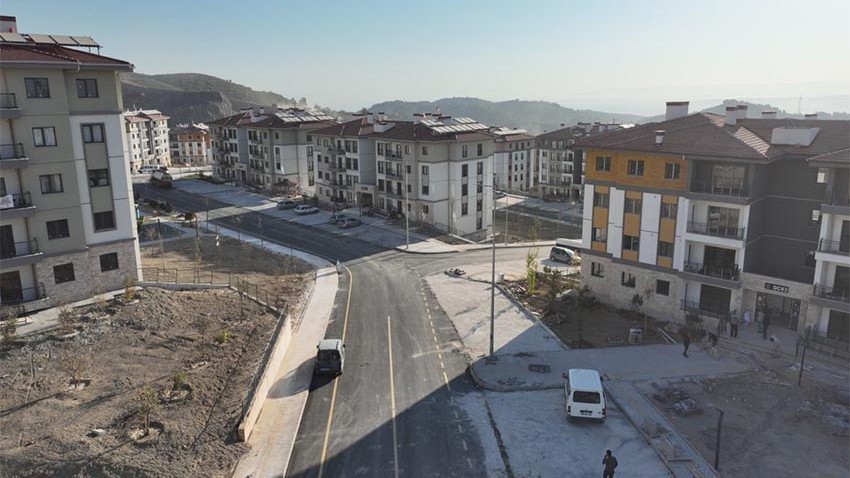 Deprem Konutları İçin 36 Milyar Liralık Yol Yatırımı