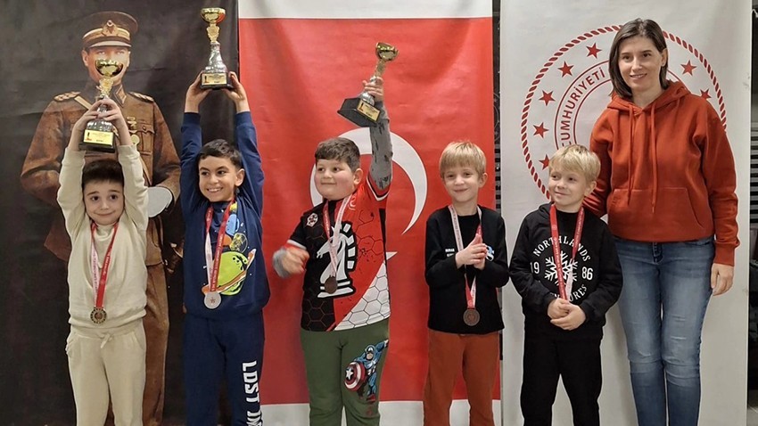 Küçükler Satranç İl Birinciliği heyecanı yaşandı