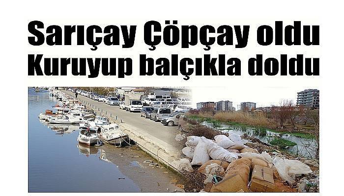 Sarıçay'da tekneler balçığa saplandı