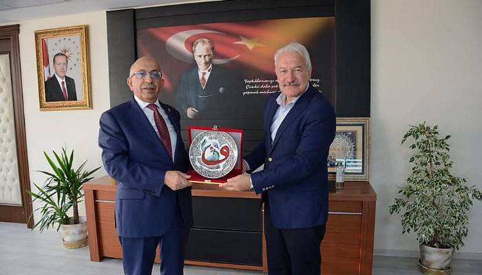 Rektör Prof. Dr. Sedat Murat, Lapseki’de Ziyaretlerde Bulundu