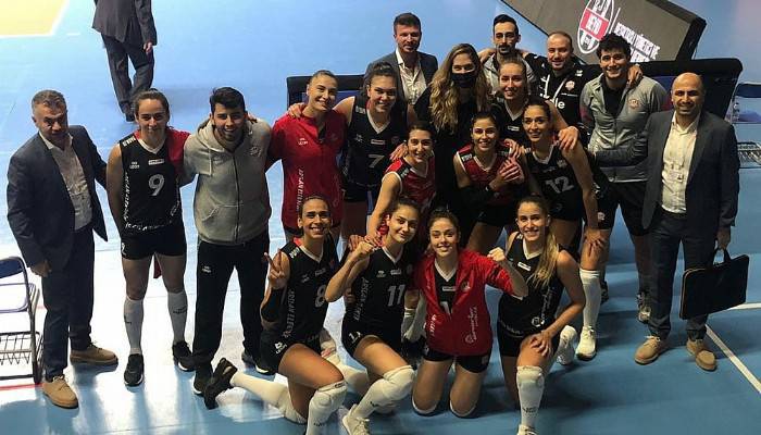 Çan Gençlik Kale Spor Güçlü Rakibi Beşiktaş’a Set Vermedi