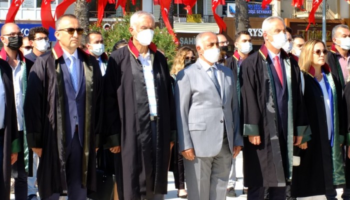 ’Pusulamız hukuk güvenliği, hukuk üstünlüğü ve demokrasi olmalıdır’