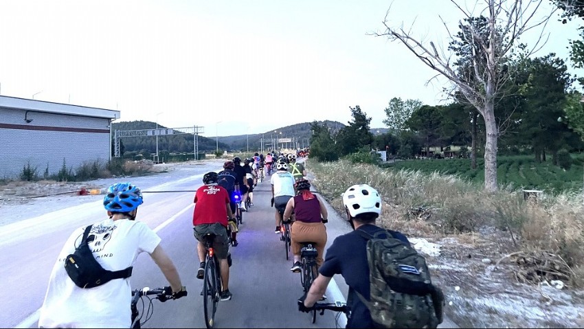 ÇABİP Üyeleri Yalova Köyü’ne Pedalladı