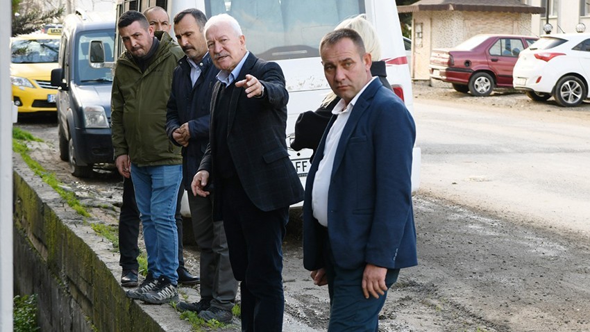 Lapseki’de çalışmalar devam ediyor