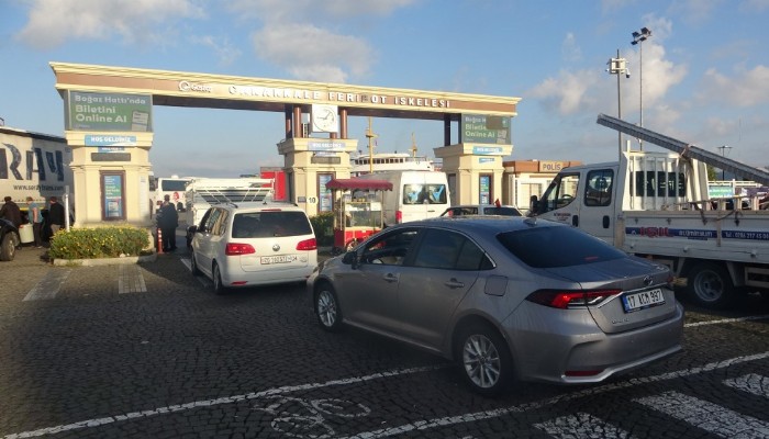 Çanakkale Boğazı, sis nedeniyle gemi trafiğine kapalı (VİDEO)