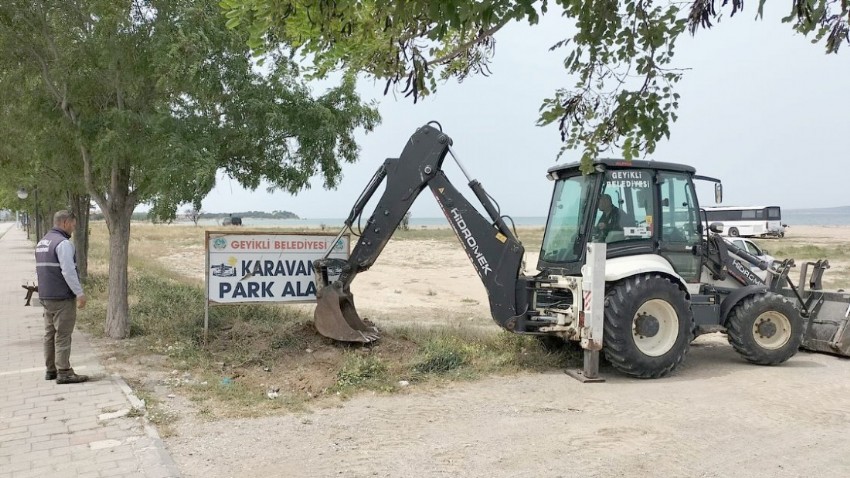 Geyikli Belediyesi Karavan ve Çadır Tatilcileri İçin Yeni Alanlar Oluşturdu