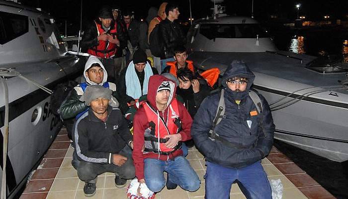 Balıkesir'deki Mülteciler Ayvacık'a Getirildi