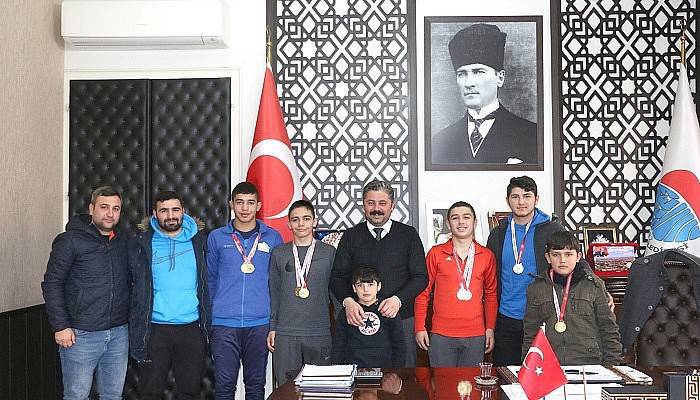 BAYRAMİÇLİ SPORCULARDAN BÜYÜK BAŞARI