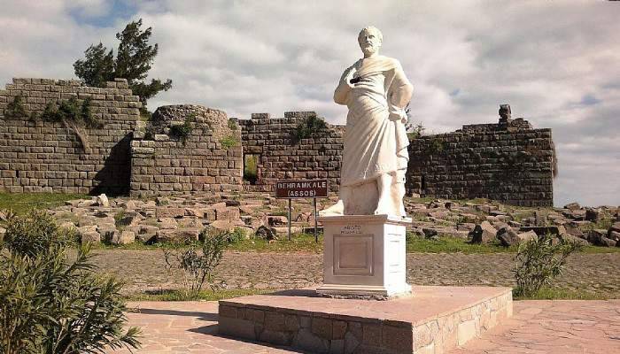 Assos antik kenti Aristo’ya kavuşuyor