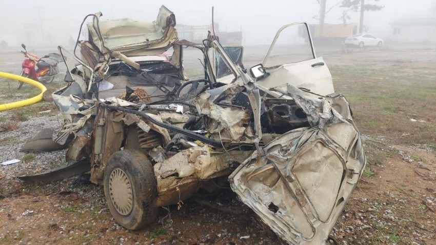 Çanakkale'deki kazada 2 kişi öldü