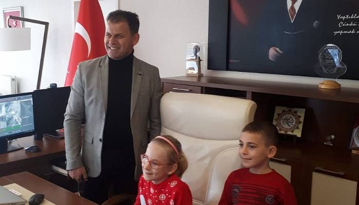 Minik Eslem, Emniyet Müdürü Şafak Özkan'a verdiği sözü tuttu