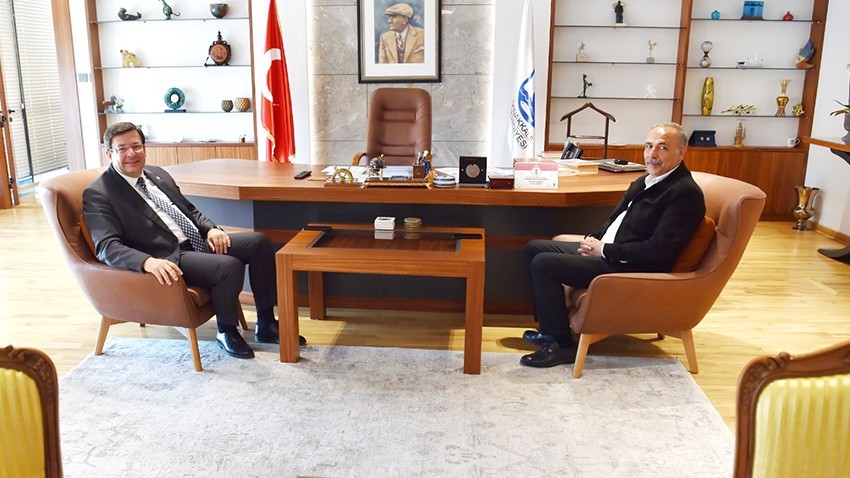 Zileli'den Başkan Erkek'e ziyaret