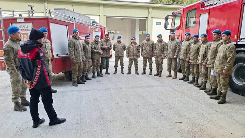 Gökçeada’da Komando Personeline Yangın Güvenliği Eğitimi