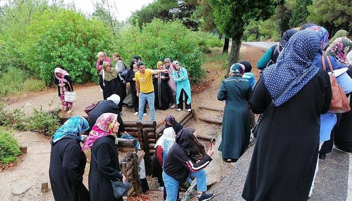 Sungurlu’lu Kadınlar Çanakkale’de Tarihi Yerleri Gezdiler