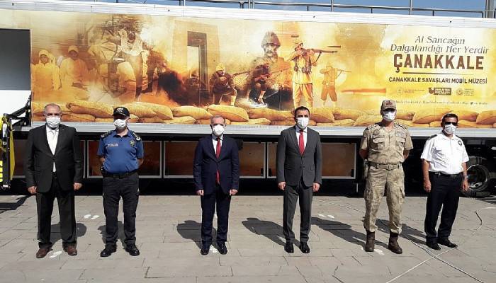 Kars'ta Çanakkale Savaşları Mobil Müzesi sergilendi