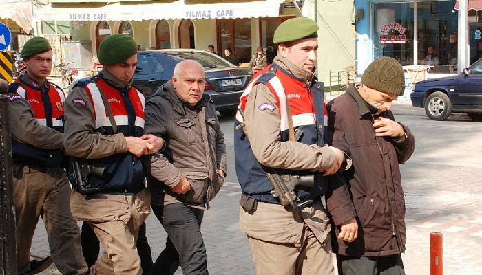 Çanakkale'de kaçak kazıya suçüstü