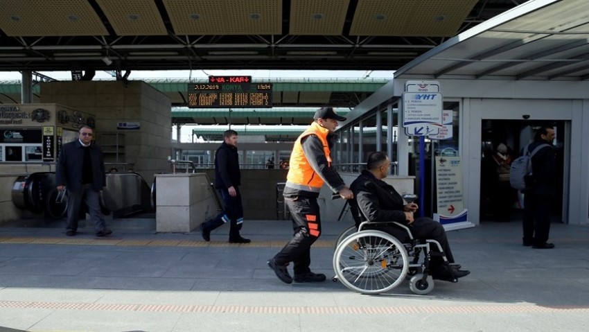 Engelli bireylere kimlik kartı verilmesine ve ulusal engelli veri sistemi oluşturulmasına dair yönetmelik Resmi Gazete'de yayımlandı