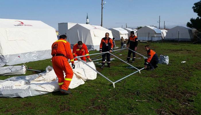 Bursa'dan Çanakkale'ye deprem için yardım eli