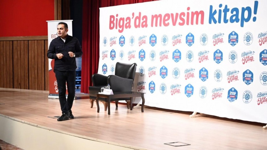 Psikolog Beyhan Budak, Biga Kitap Festivali’ndeydi