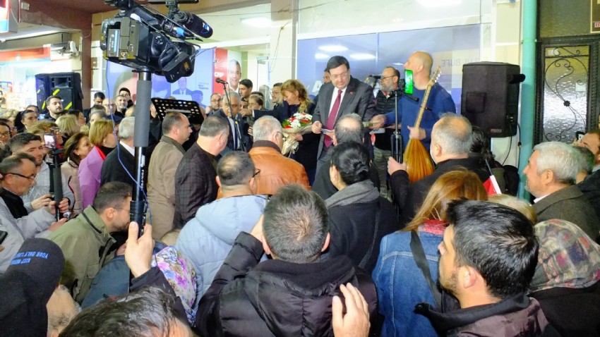 Miting Havasında Seçim Ofisi Açıldı CHP ‘Birlik’ Mesajı Verdi