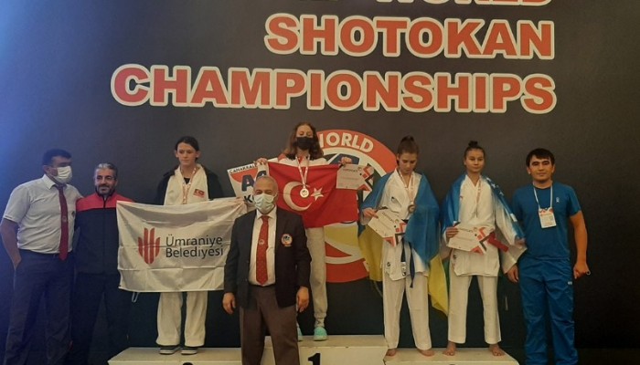 11. DÜNYA SHOTOKAN KARATE ŞAMPİYONASI’NDA ALTIN MADALYA