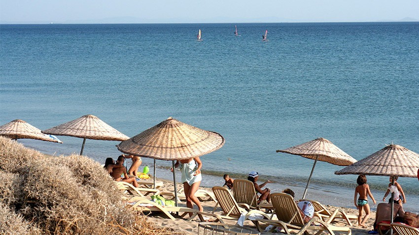 Çanakkale'nin Eşsiz Güzellikteki Plajları Tatilcileri Bekliyor