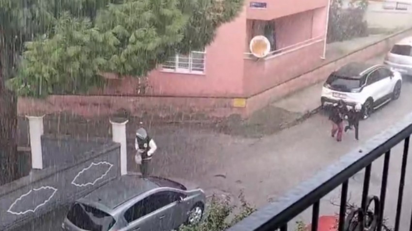 Çanakkale'de kuvvetli yağışlar etkili oluyor (VİDEO)