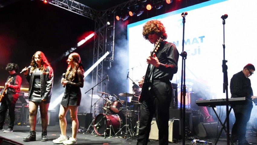  Çanakkale Belediyesi Liselerarası Popüler Müzik Yarışması 18. Kez Gerçekleşti
