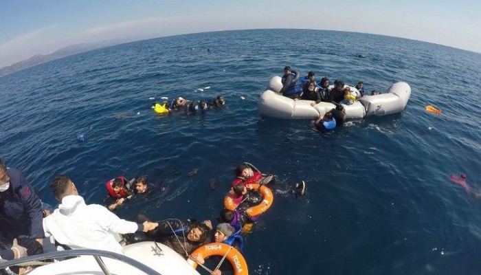 Sahil Güvenlik, 5 ayda Yunanistan'ın geri ittiği 1286 göçmeni kurtardı