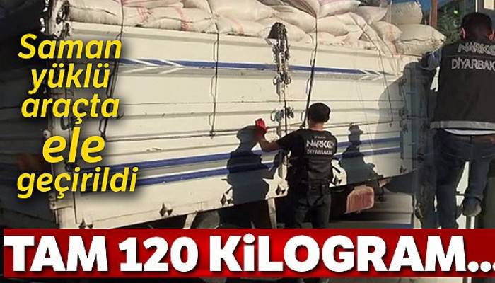 Diyarbakır'da saman yüklü araçta 120 kilogram esrar ele geçirildi