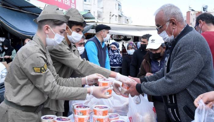 18 Mart'ta Çanakkale menüsü Toroslar Belediyesinden