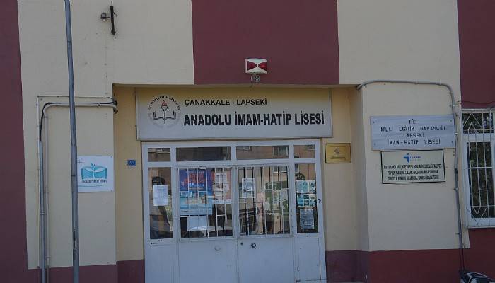 Lapseki İmam Hatip Lisesi ve yurt binasının ihaleye çıkıyor