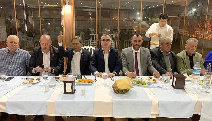 Muhtarlar ve İl Genel Meclis üyeleri yemekte buluştu