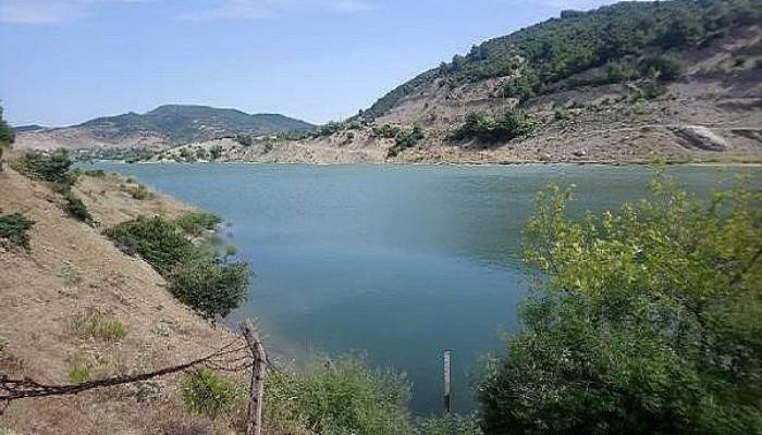 Tayfur Barajı'nda dip çamuru tahliyesi yapıldı