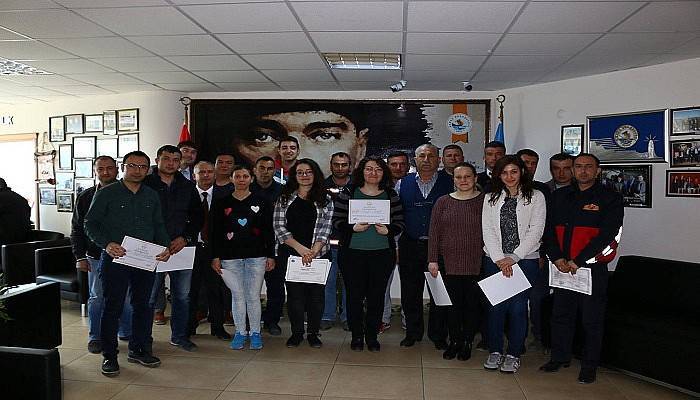 Sertifikalarını Başkan Mutan'ın Elinden Aldılar