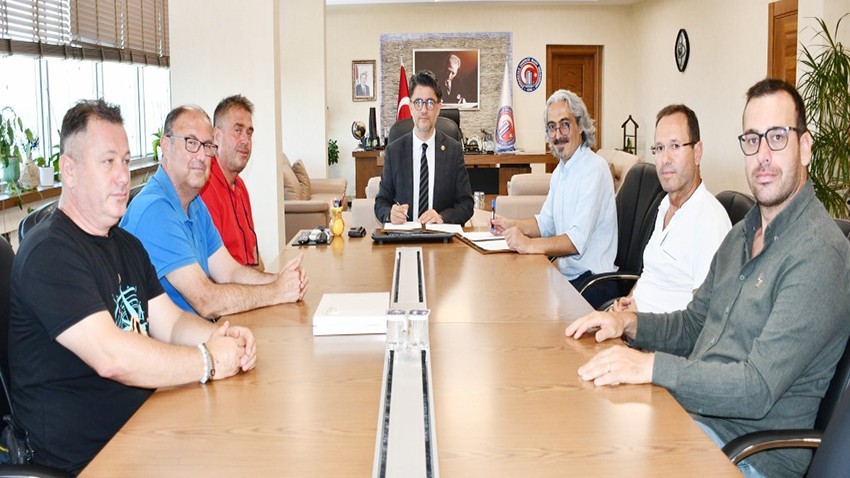 ÇOMÜ ile Yolda Derneği Arasında İş Birliği Protokolü İmzalandı