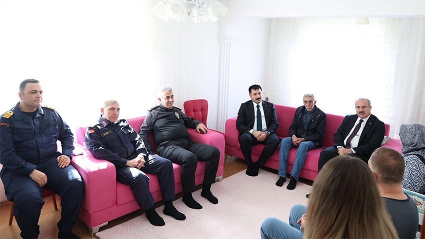 Vali Ömer Toraman’dan Ayvacık’ta Gazi Ziyareti