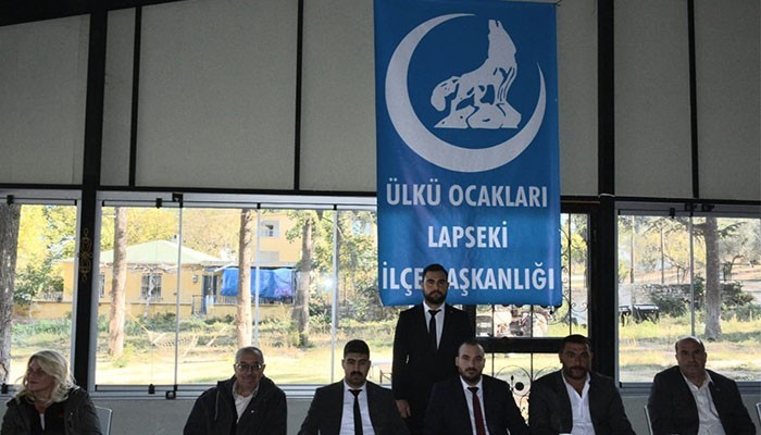 Lapseki Ülkü Ocakları Kahvaltıda bir araya geldi