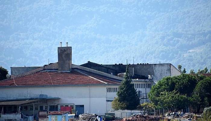 Çanakkale Açık Cezaevi'nin yanan çatısı onarılacak