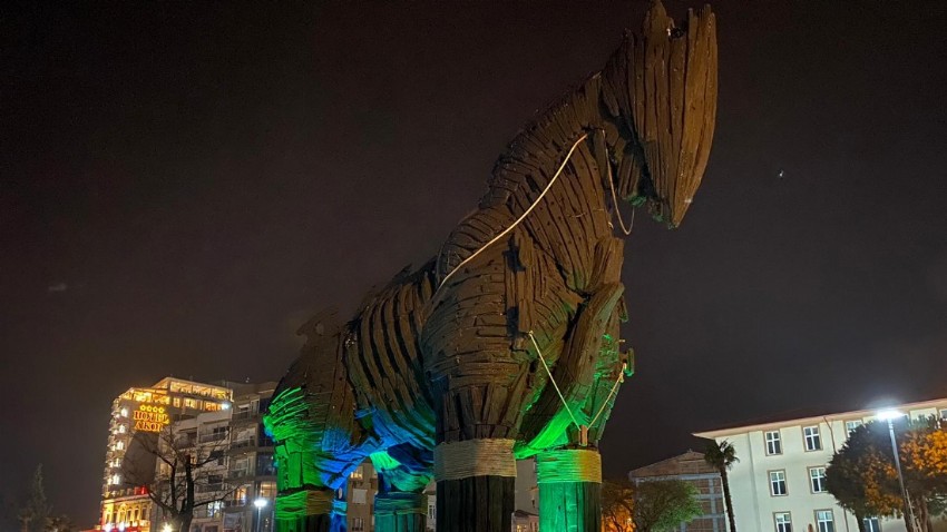 Yeşilay Haftası Coşkusu Çanakkale'yi Aydınlattı