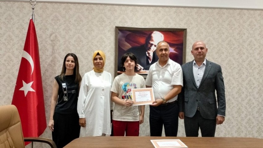 Bigalı genç TÜBİTAK Bilim Olimpiyatlarında Türkiye 27’incisi oldu