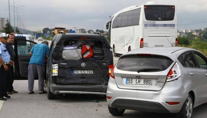 Zincirleme trafik kazası: 3 yaralı