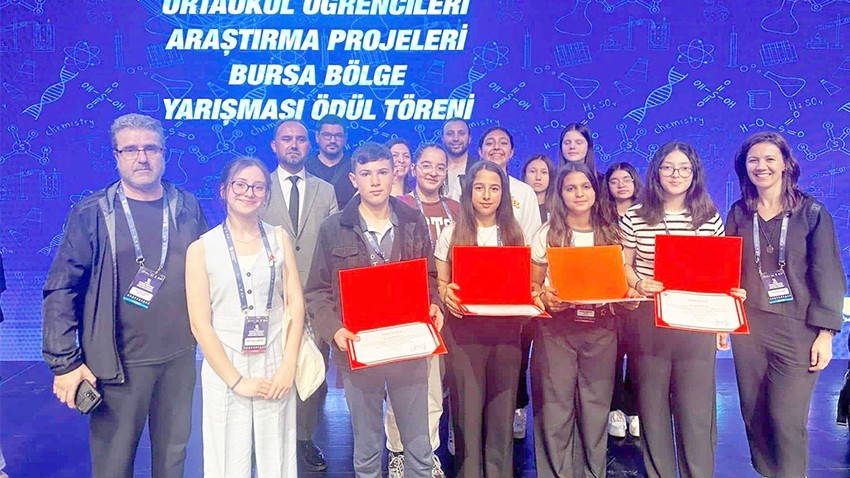 Öğrenciler, başarılı projeleriyle göz doldurdu