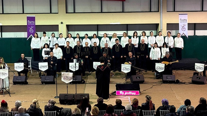 Ayvacık’ta Balkan Türküleri Konseri Düzenlendi