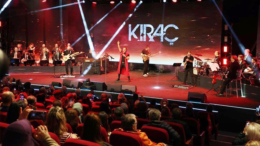 “Bir Diriliş Destanı Çanakkale” Konseri Yoğun İlgi Gördü