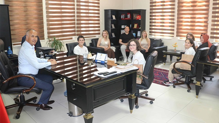 Hamdibey Ortaokulu’ndan Gururlandıran Başarı: Üç İl Birinciliği Birden