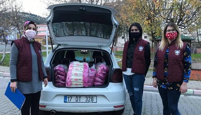 GÖNÜLLÜ AİLEM DERNEĞİ 'NDEN İHTİYAÇ SAHİBİ AİLELERE GIDA YARDIMI